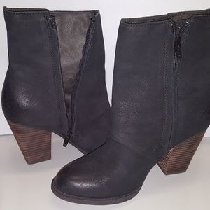Ankle Boots 6 1/2 sizes